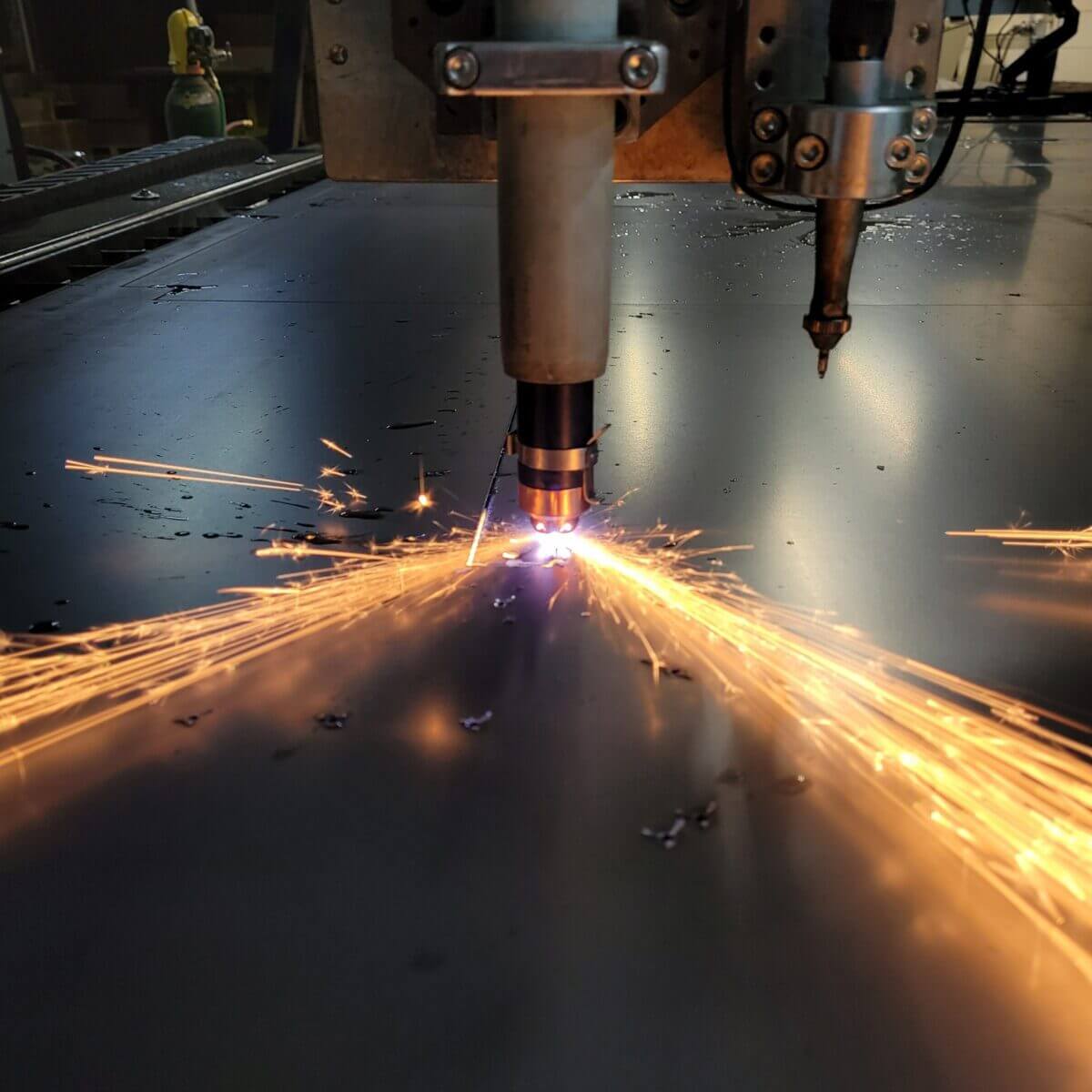 plasma torch cutting on 16gauge material on a cnc plasma table